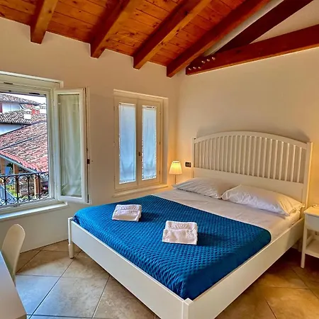 Apartment La Casa Di Betty Desenzano del Garda