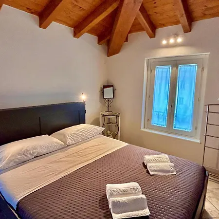 La Casa Di Betty Desenzano del Garda