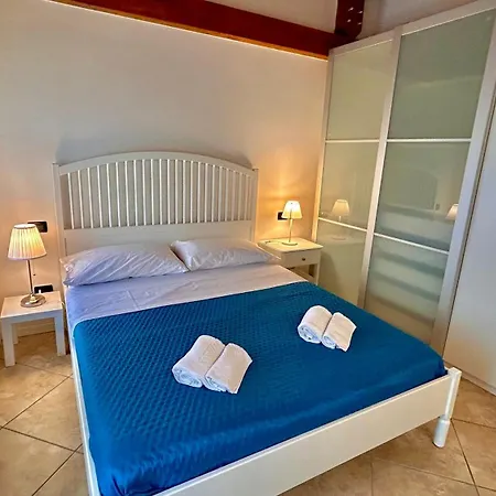 Apartment La Casa Di Betty Desenzano del Garda